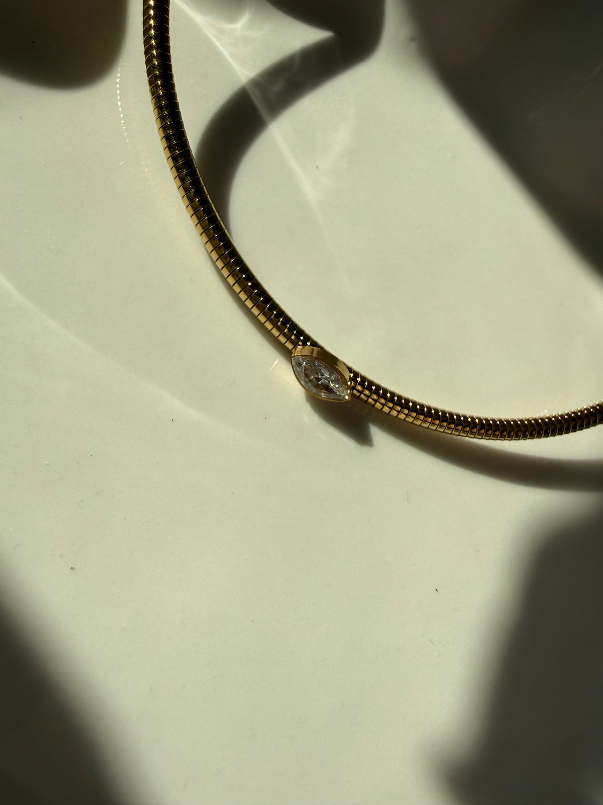 “Éclat” Chocker
