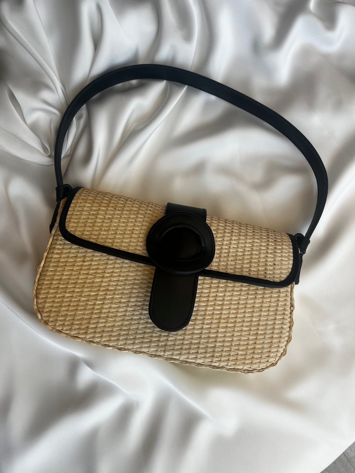 LA CHAINE “PENELOPE BAG”