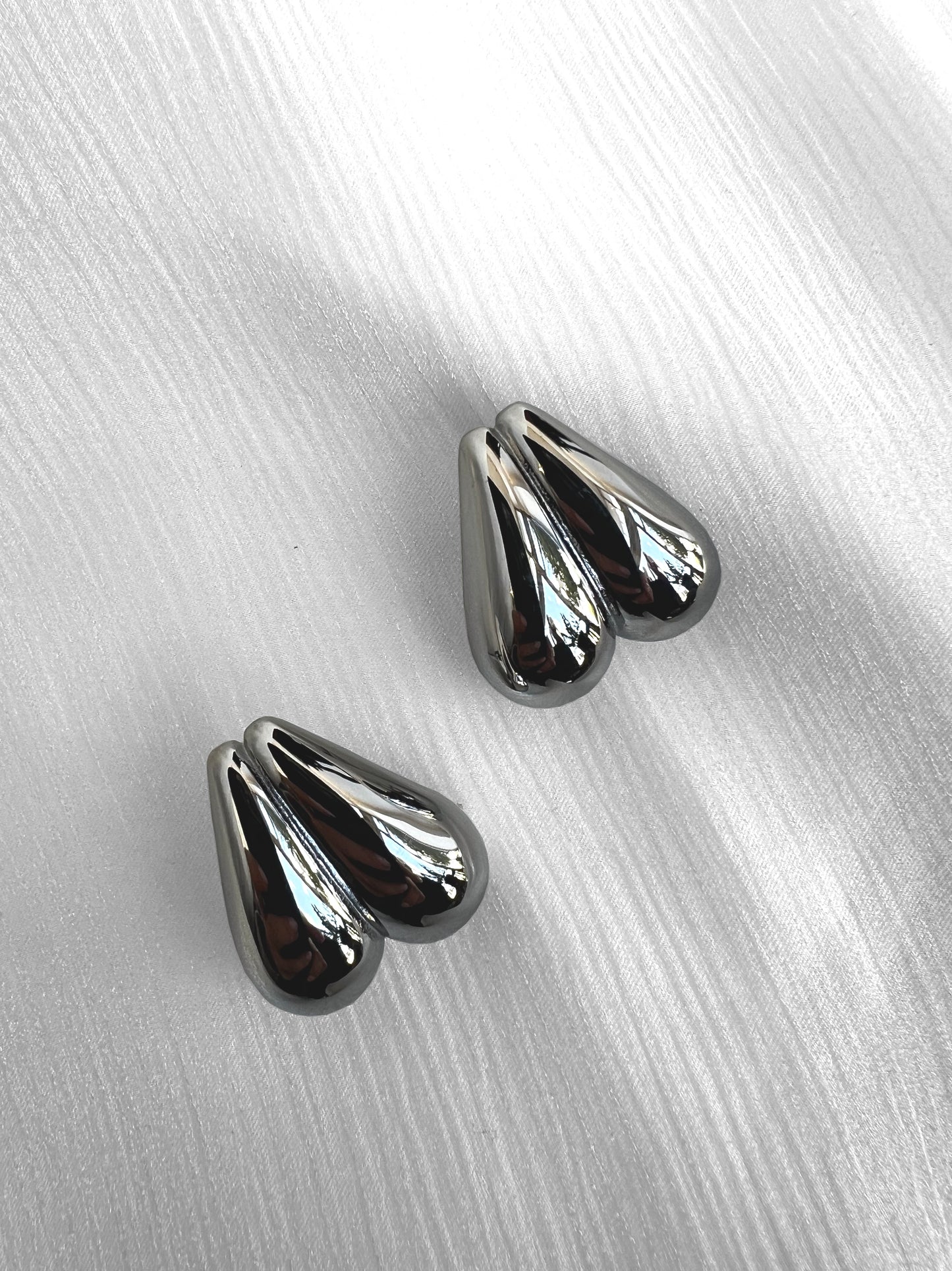 SILVER EARRINGS