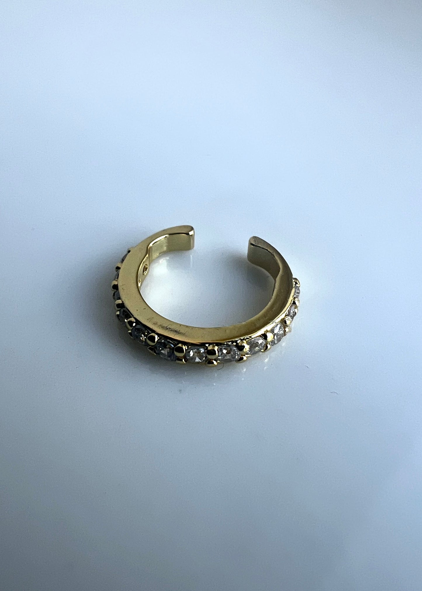 EAR CUFF