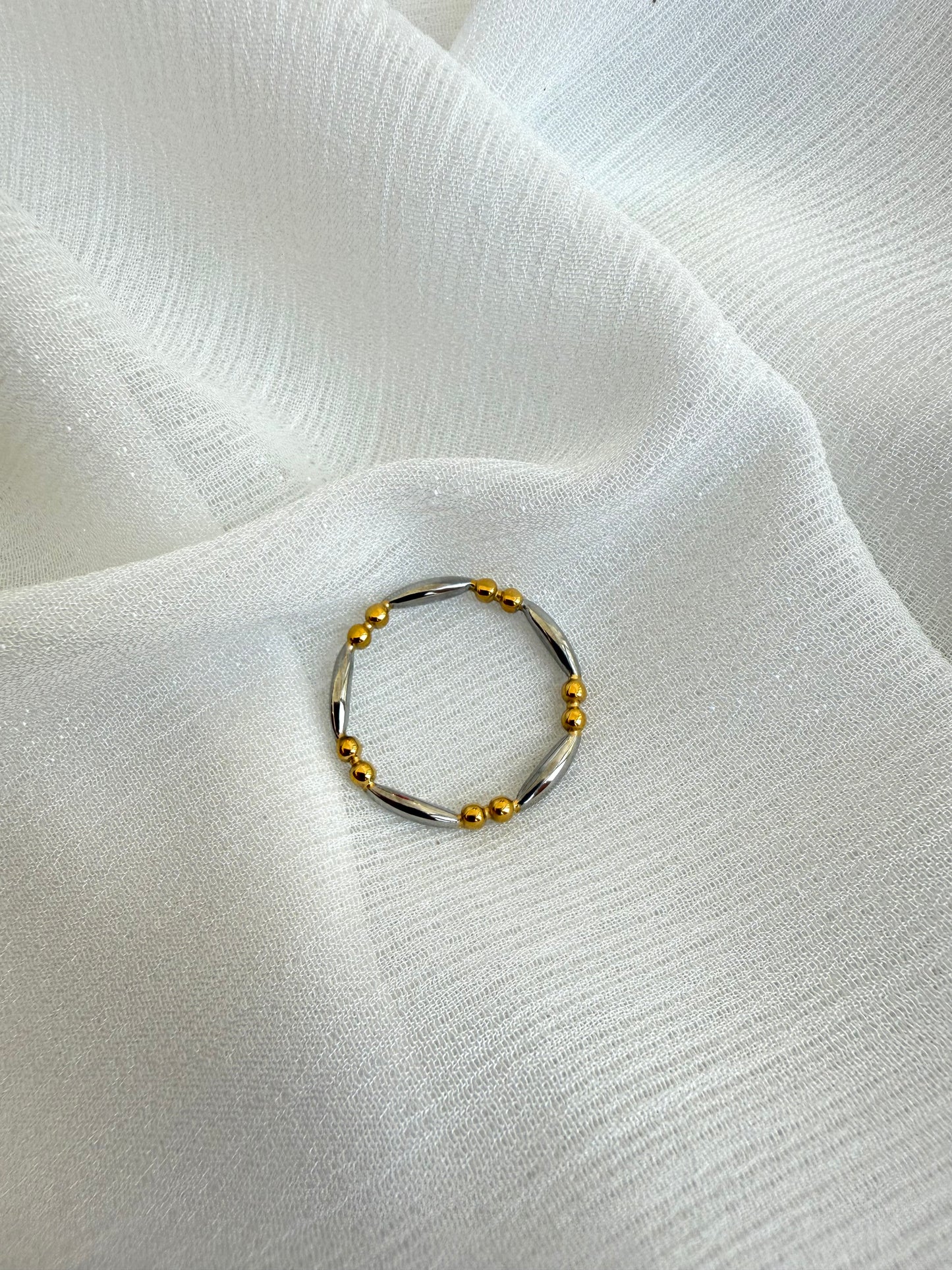 “Loop” Ring