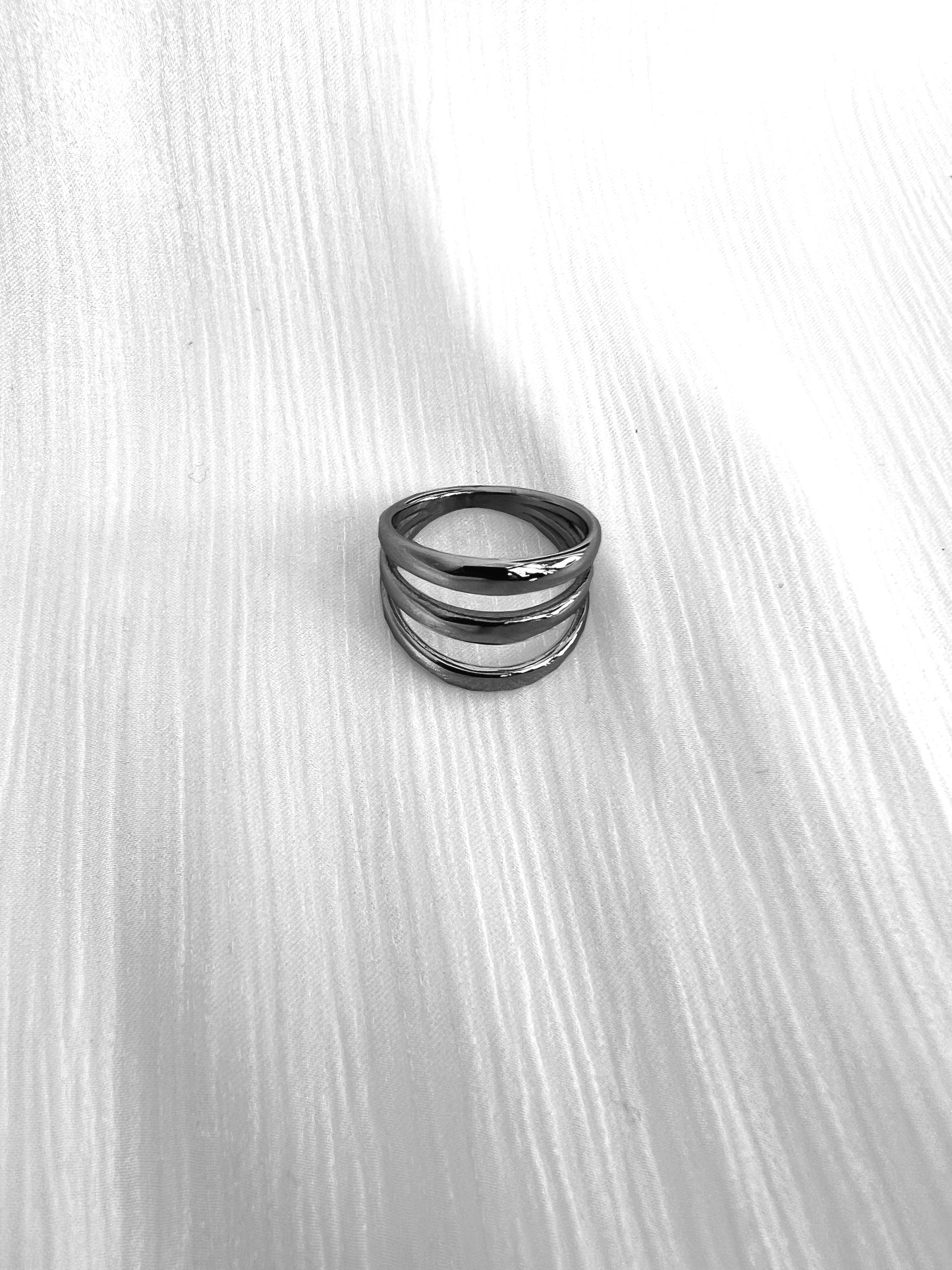 SILVER RING
