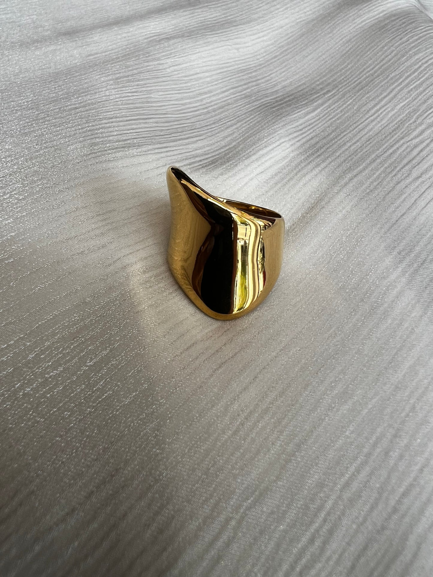 “Venus” Ring