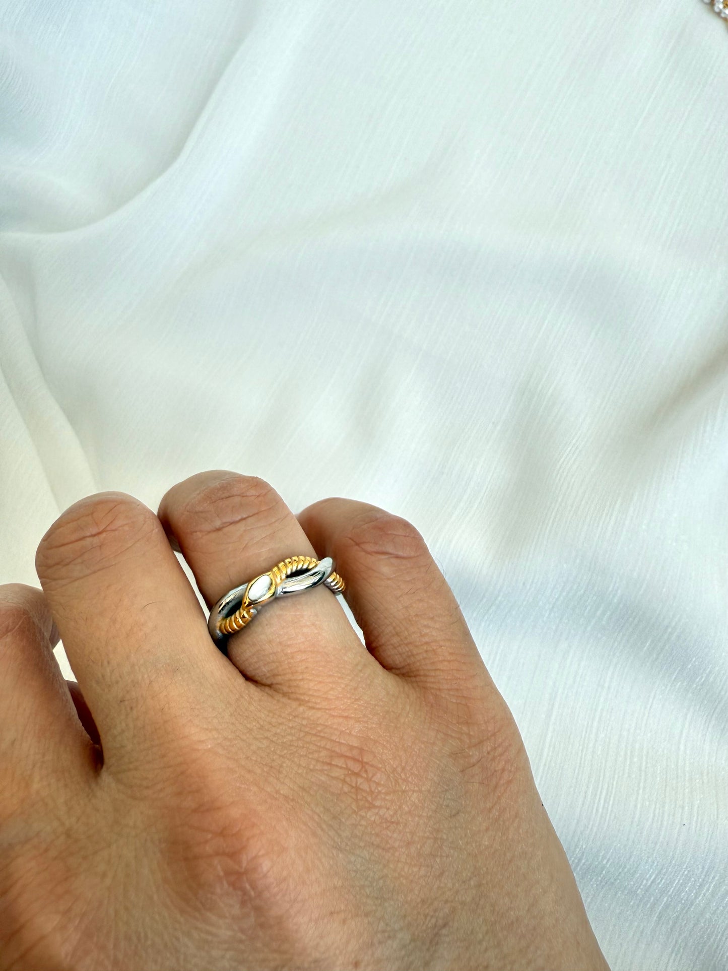 “Spira” Ring