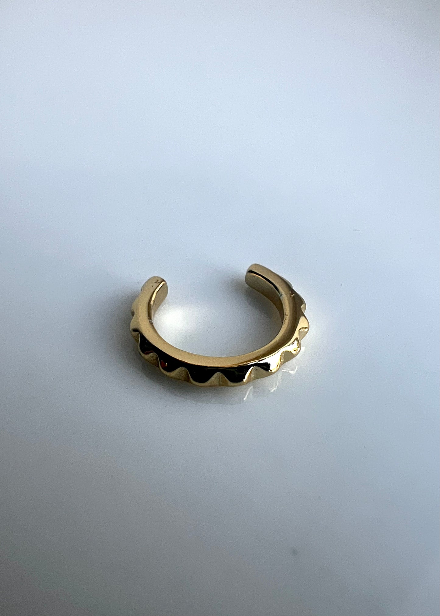 EAR CUFF