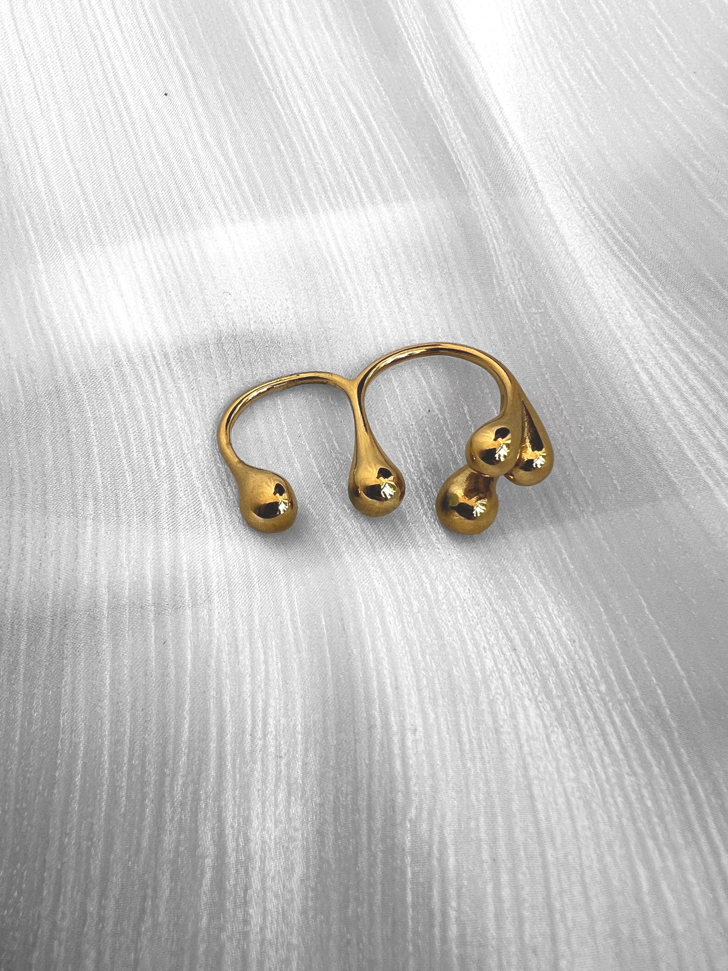 GOLD RING