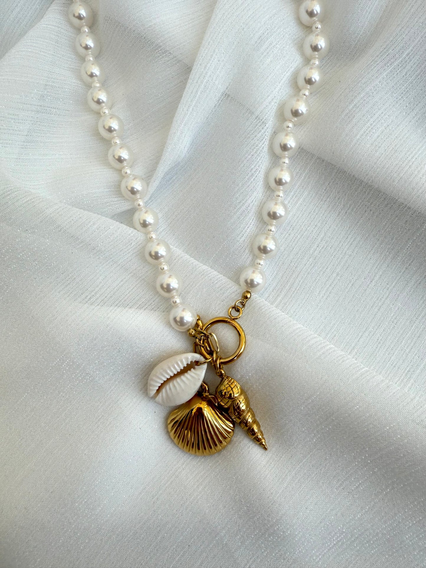 “Ios” Necklace