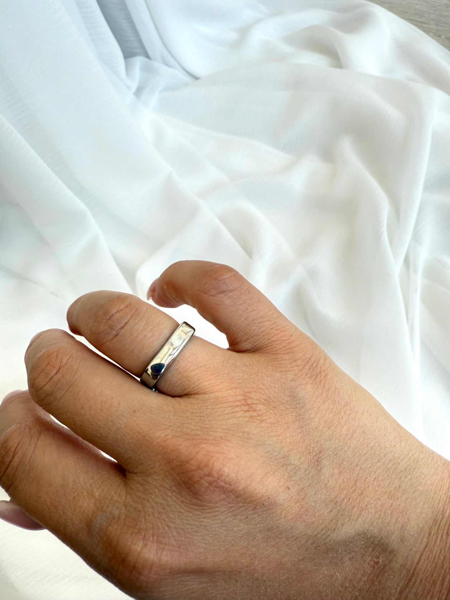 “Arc” Ring