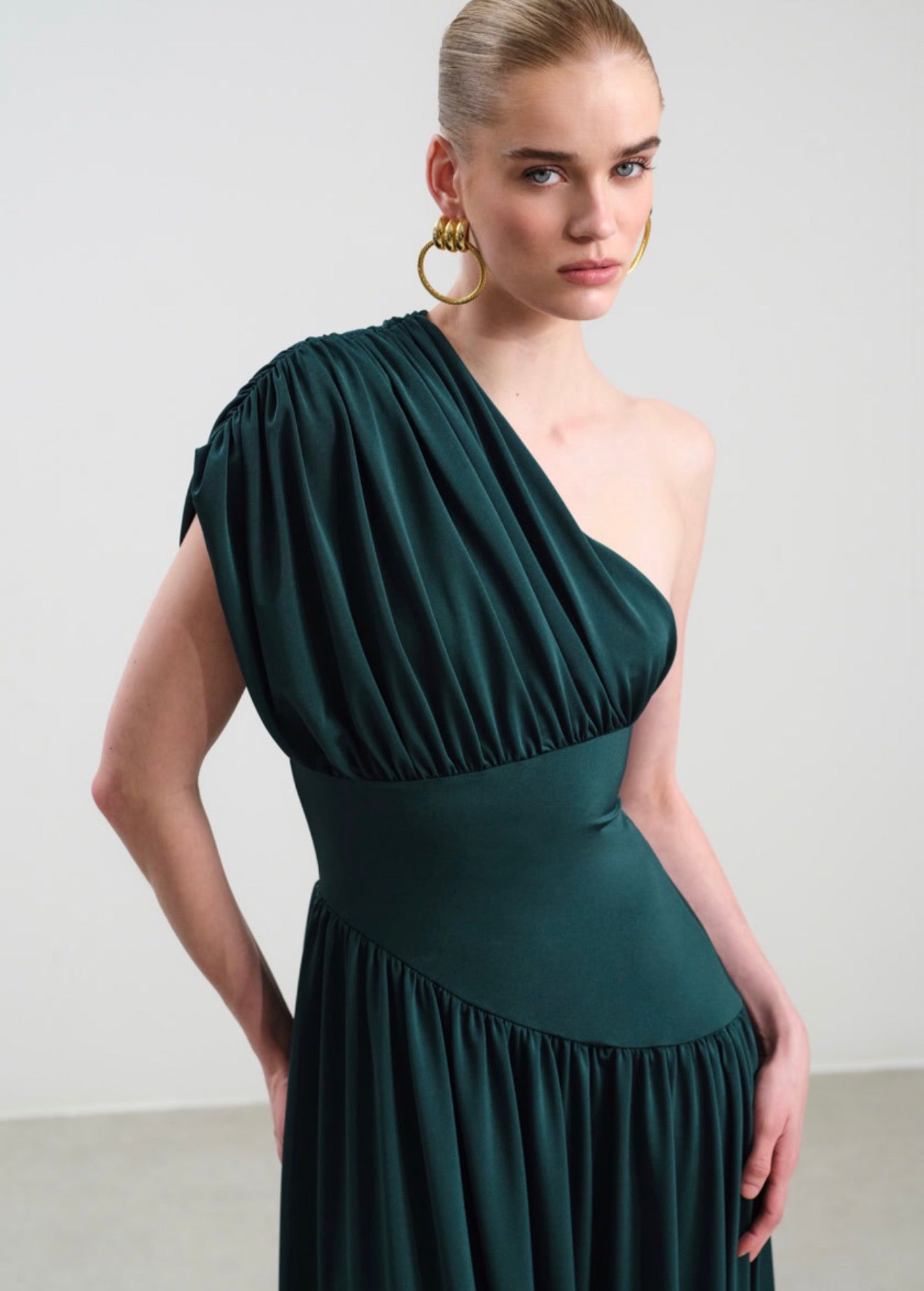“SOLAR DRESS”