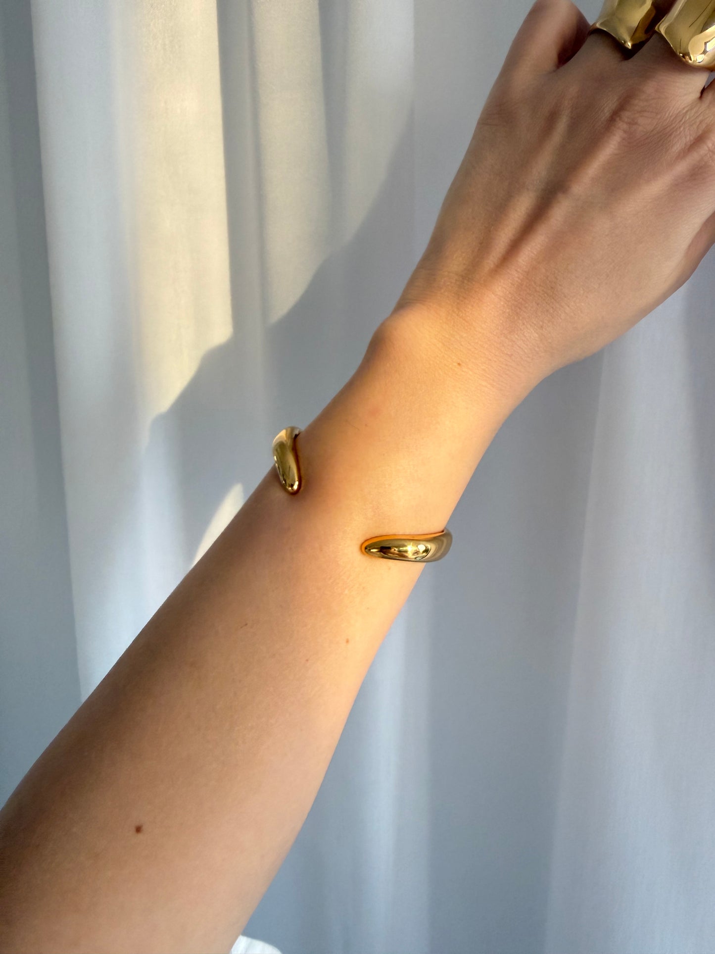 "Artemis" Arm Cuff
