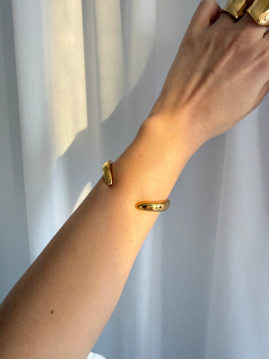 "Artemis" Arm Cuff