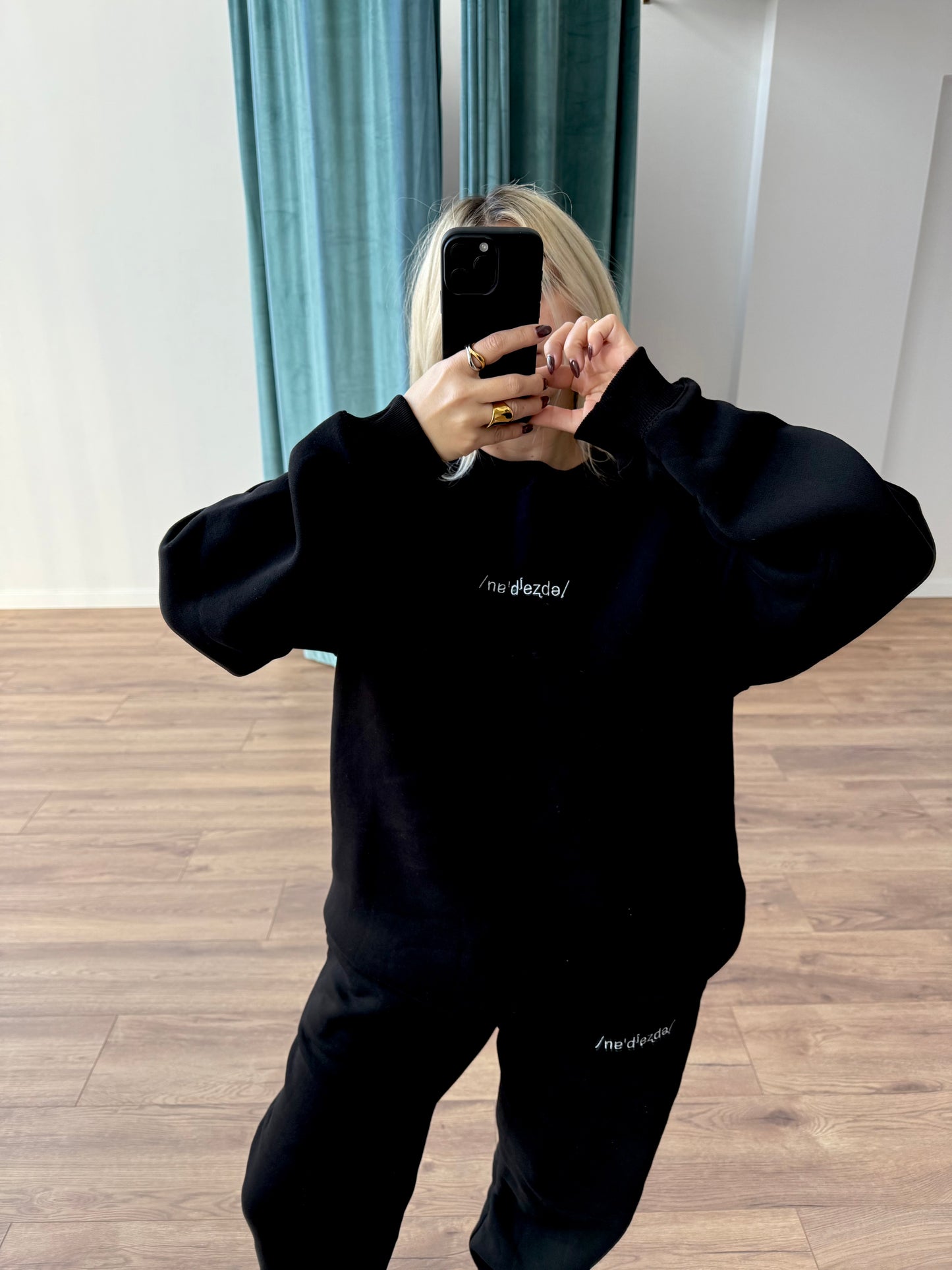 “FELIX” HOODIE