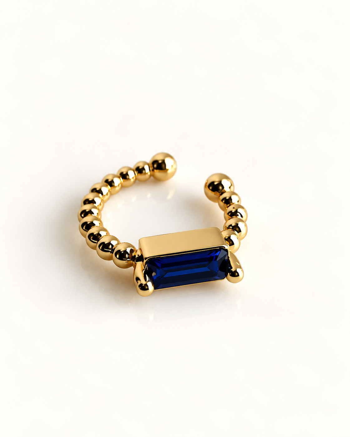 EAR CUFF