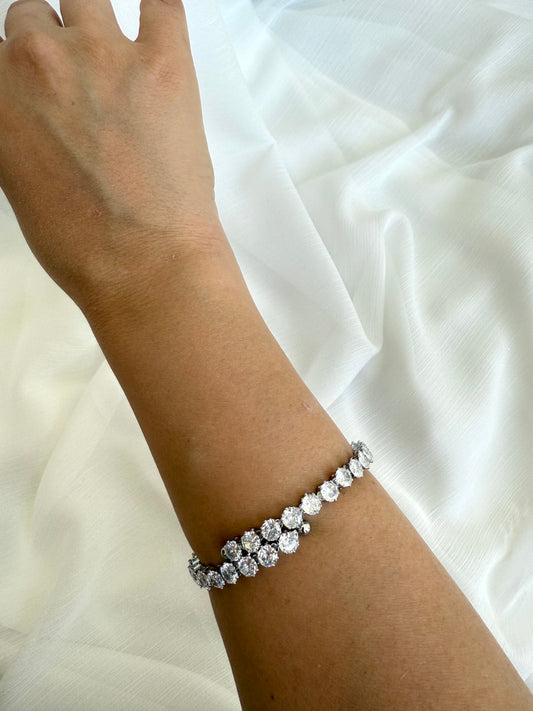 “Clara” Arm Cuff