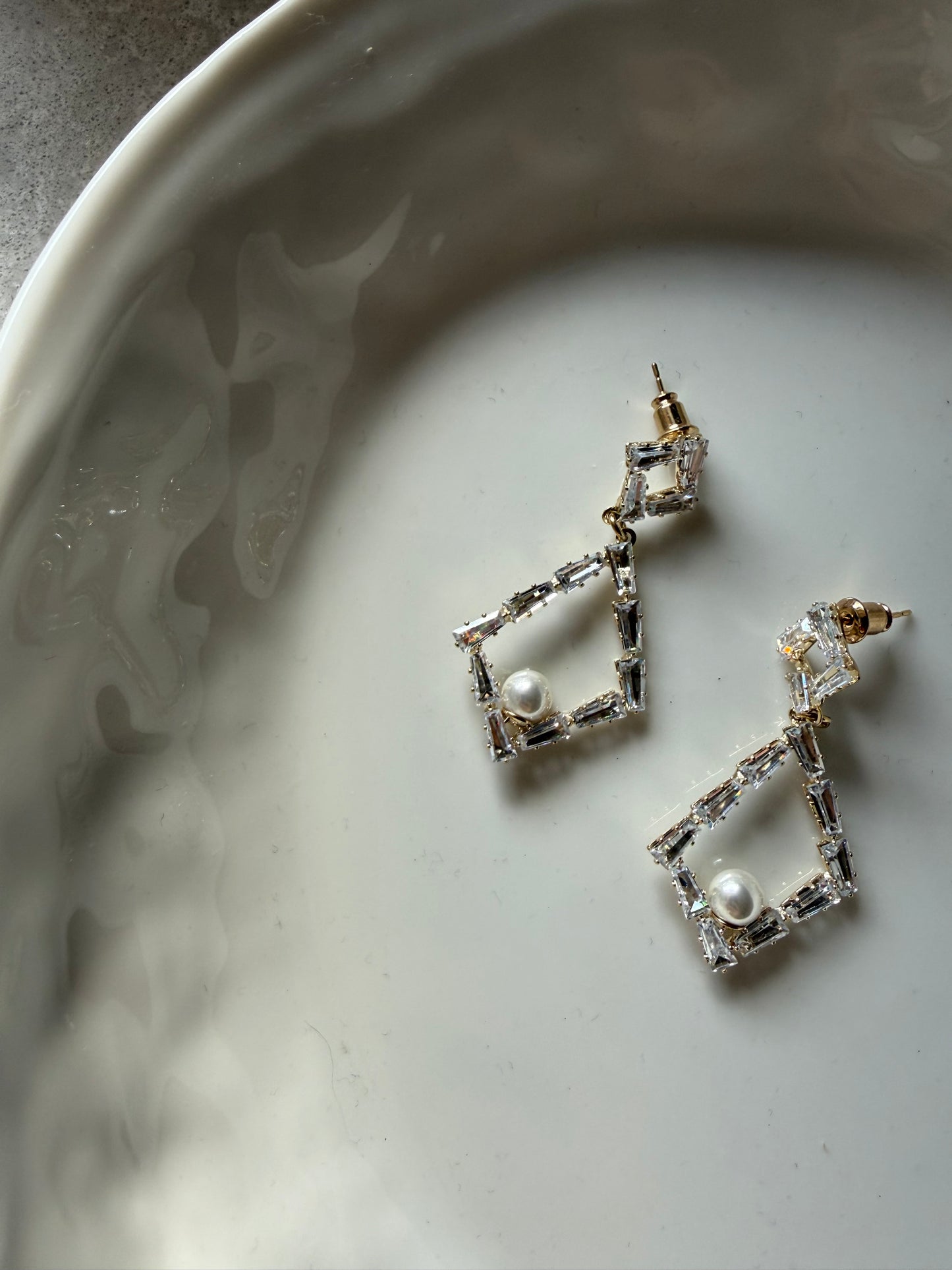 "Maison Pearl" Earrings