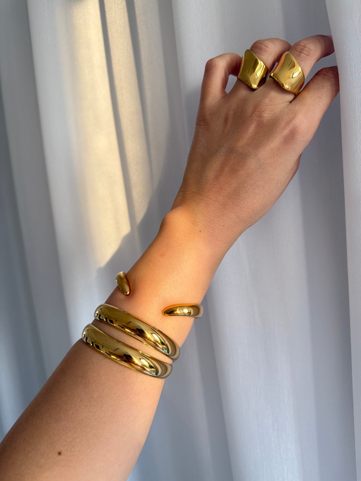 "Artemis" Arm Cuff