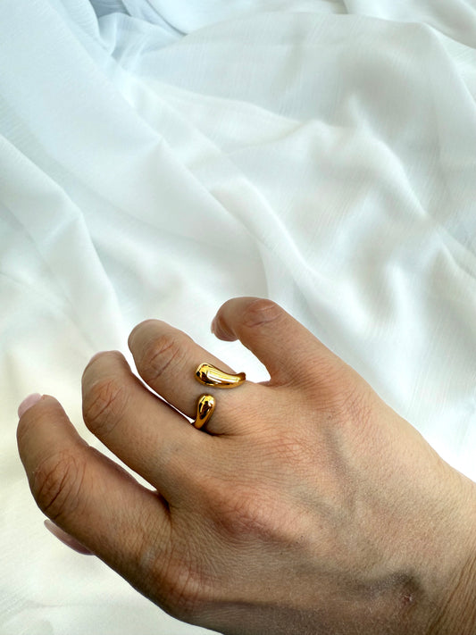 “Zeva” Ring