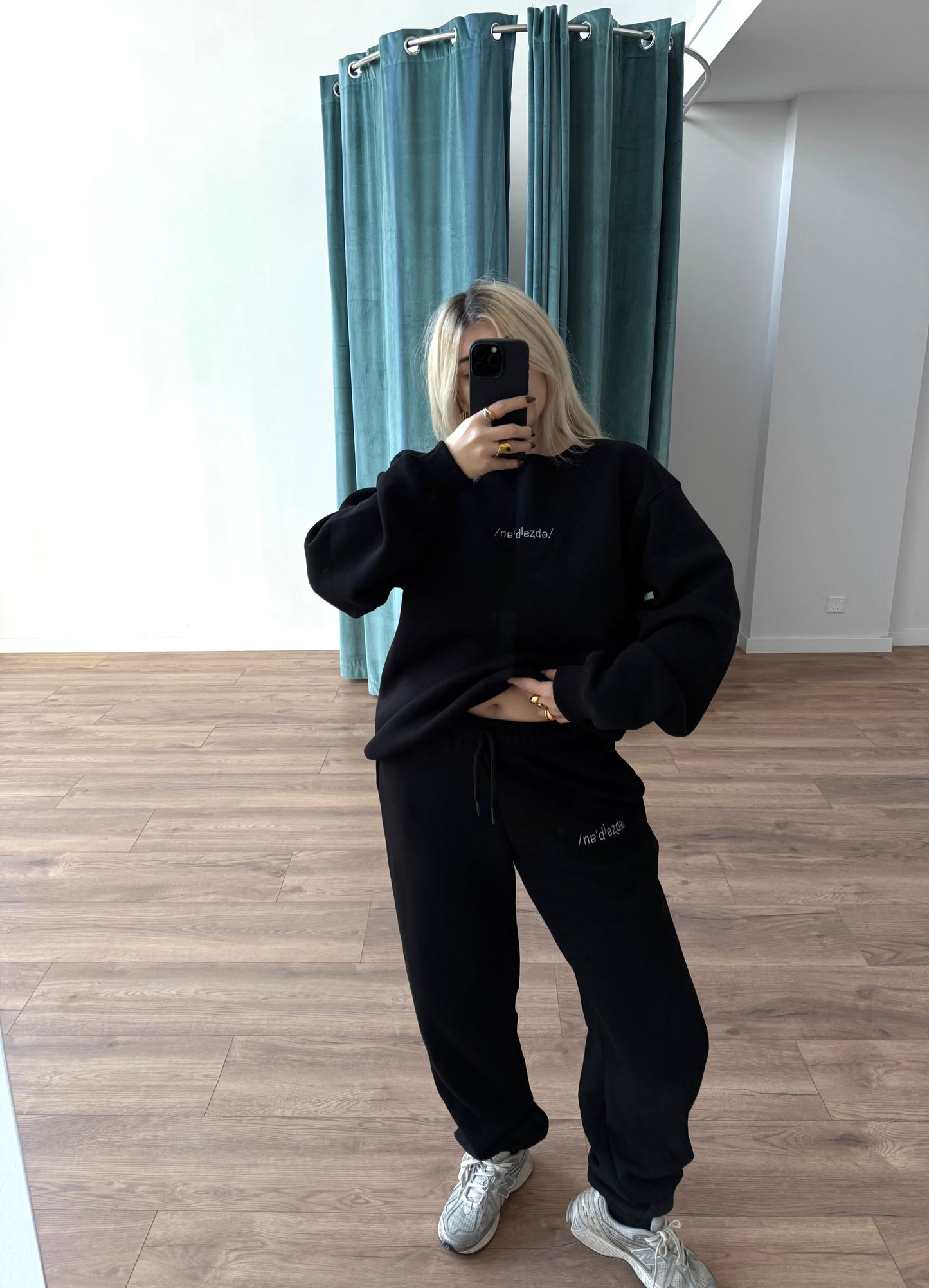 “FELIX” SWEATPANTS