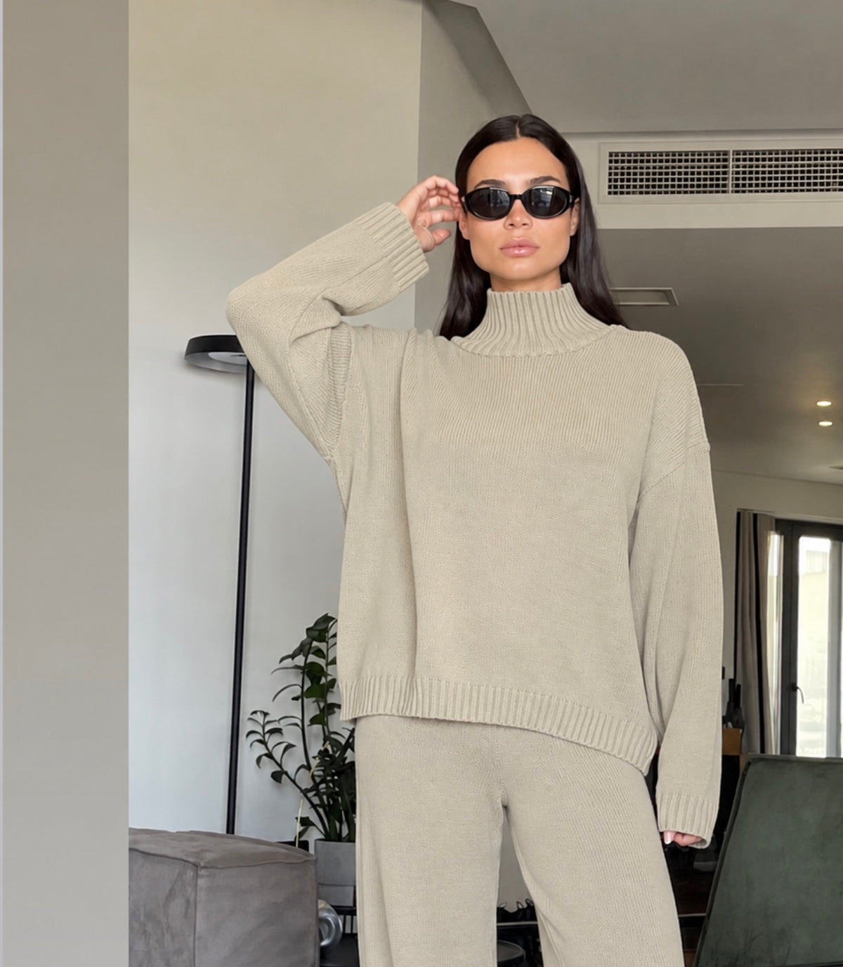 KNIT TOP