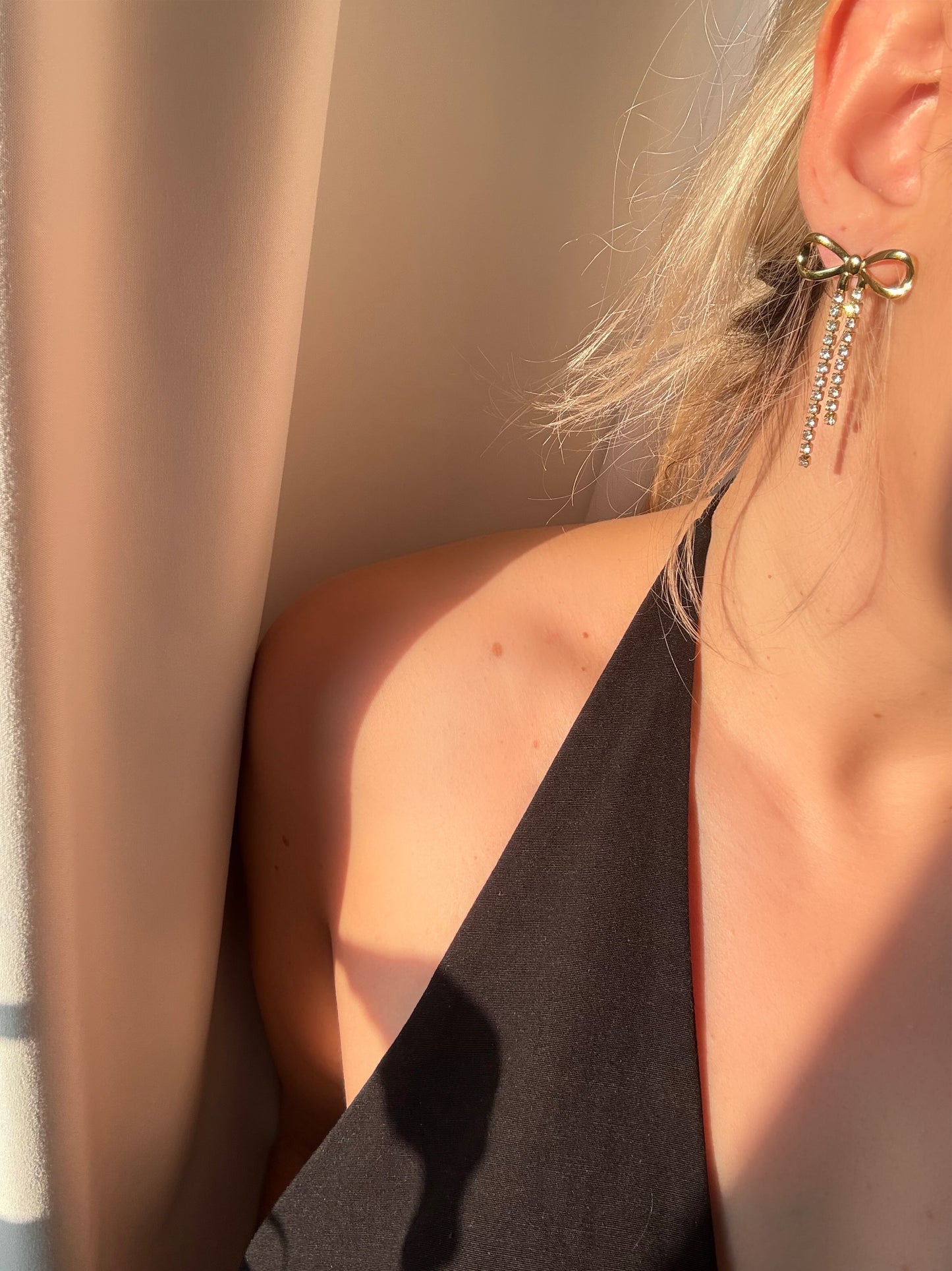 “Luna Bow” Earrings